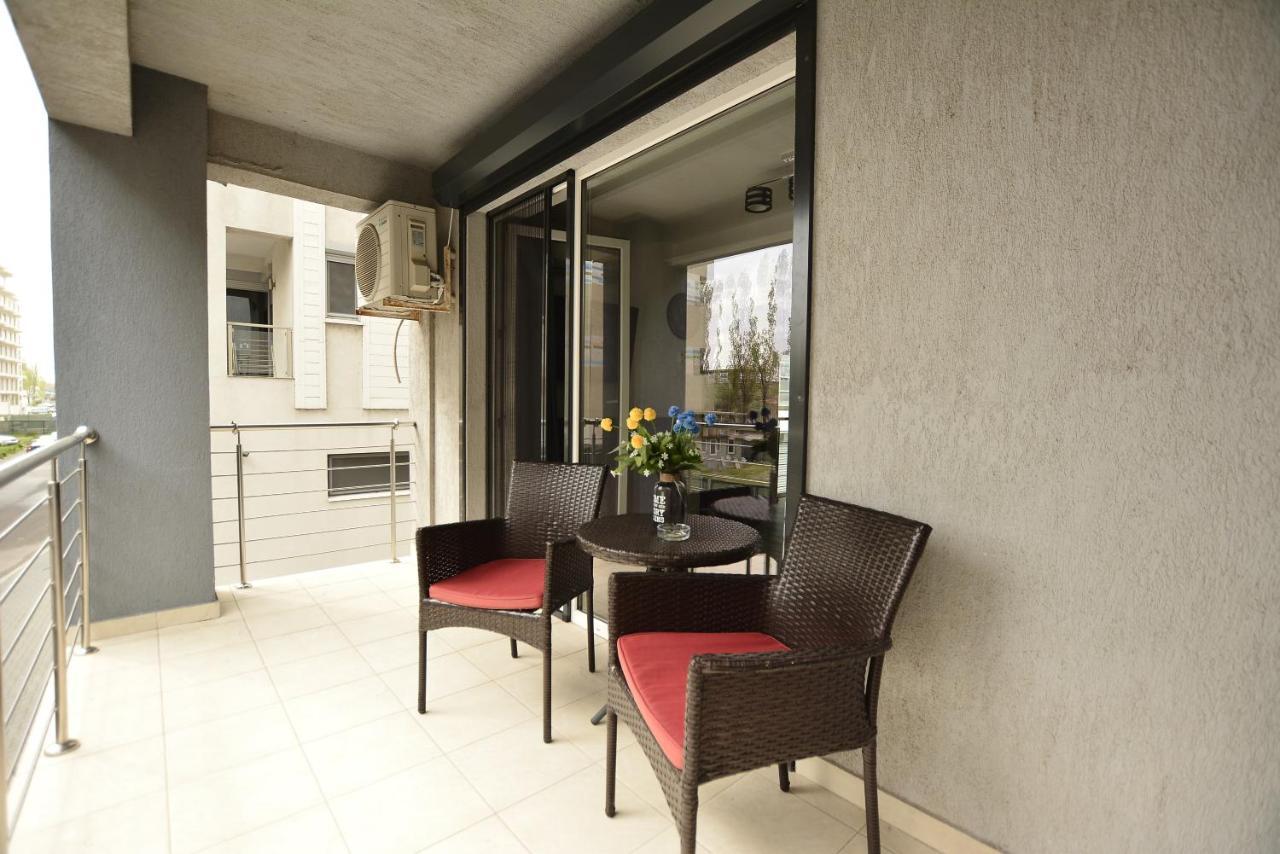 Mario Apartamente - Romantic Mamaia Exteriör bild