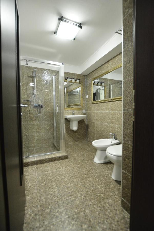 Mario Apartamente - Romantic Mamaia Exteriör bild