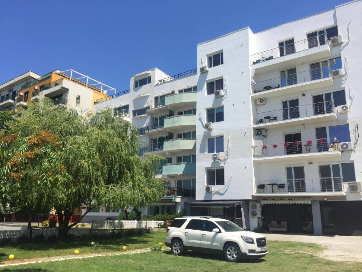 Mario Apartamente - Romantic Mamaia Exteriör bild